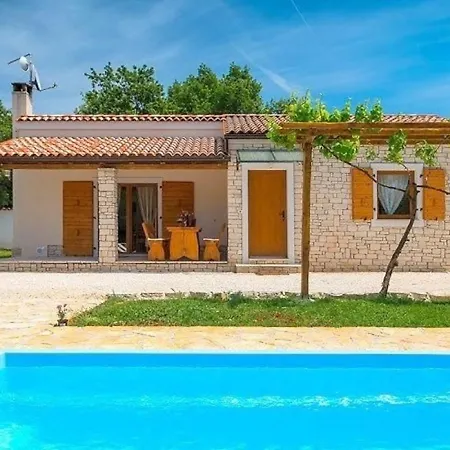 Bilen By Guide Villa Medulin