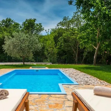 Villa Bilen By Guide